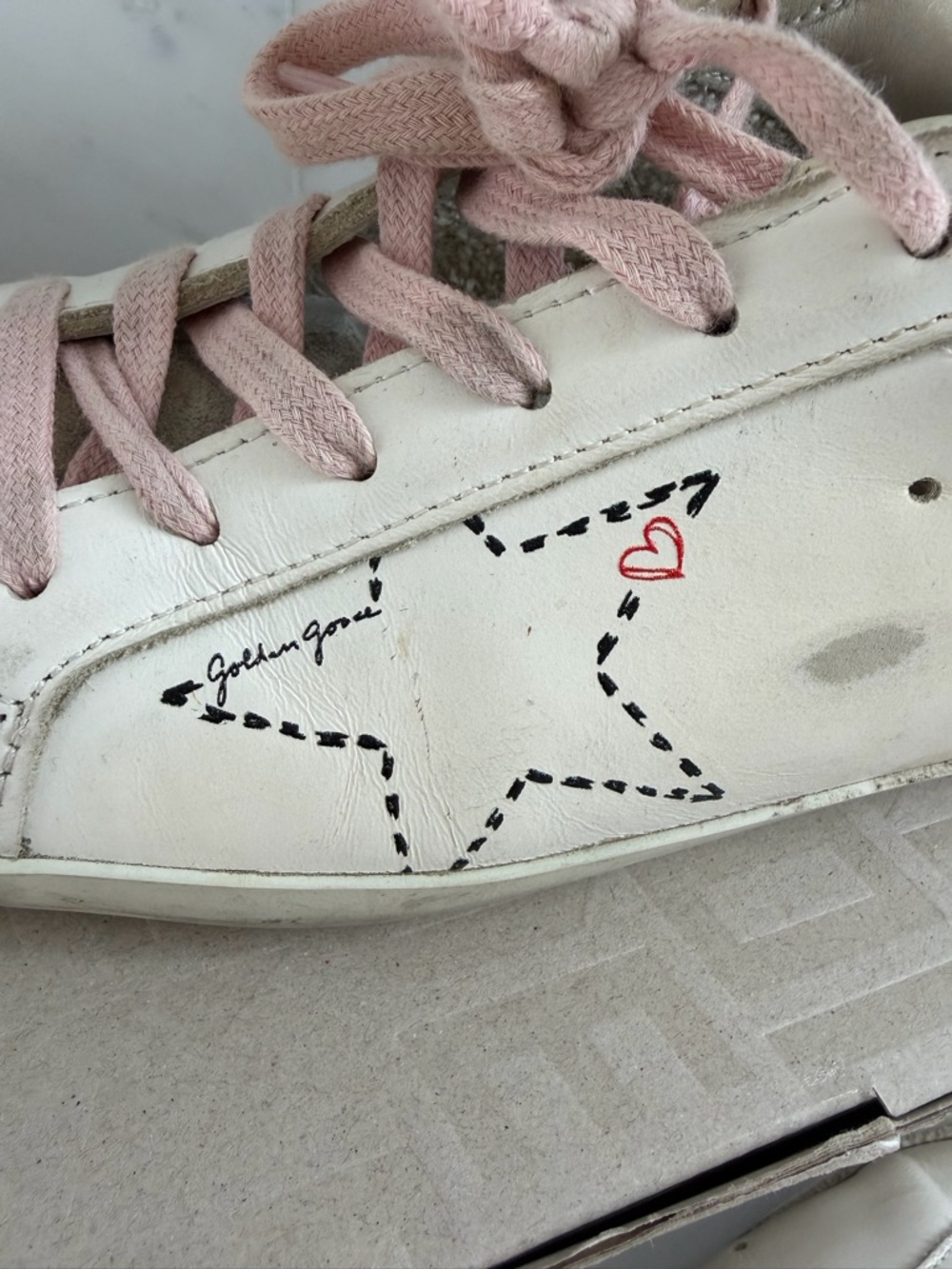 Golden Goose Leather Sneakers with Pink Laces - Picture 11 of 12